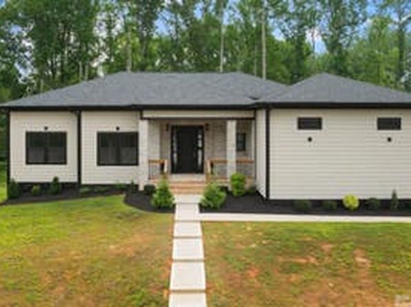 2004 Plain Field Dr