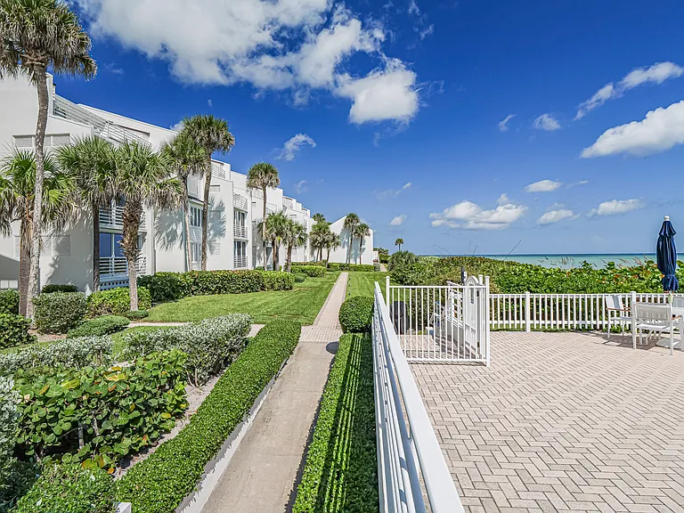 8416 Oceanside Dr #F11 — Photo 49