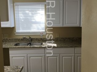 16119 Rosenridge Dr, Houston, TX 77053