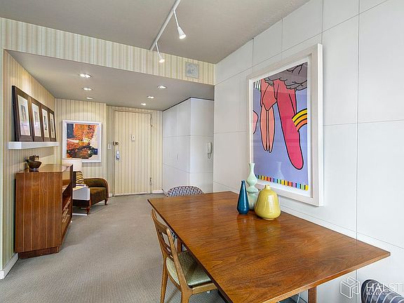 5th image of 211 E 53rd St #Pha
