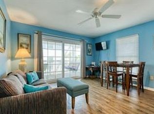 550 1st St #203, Cedar Key, FL 32625