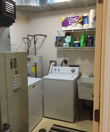 3rd image of 2611 N Hampden Ct APT 1N