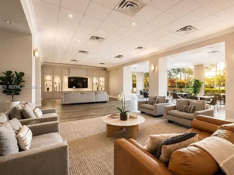 5600 Collins Ave #11L — Photo 23