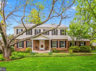 4 Scottsdale Ct, Lutherville Timonium, MD 21093