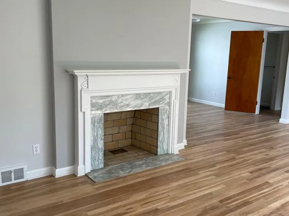 (undisclosed Address), North Olmsted, OH 44070