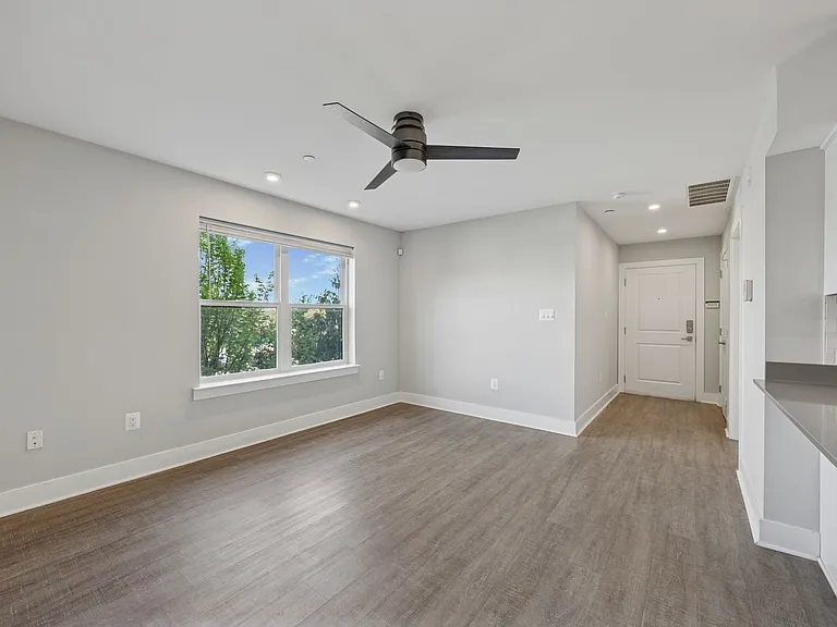 502 Gerhard Street — Photo 12
