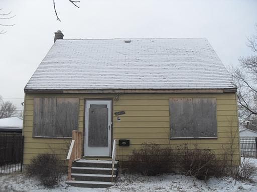 2nd image of 16208 S Carse Ave