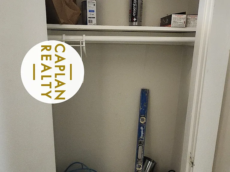 46 Henry St #1LF — Photo 8