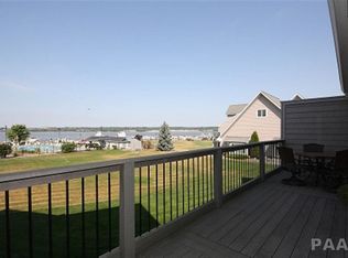 514 Harbor Pointe Dr, East Peoria, IL