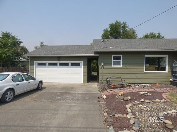 2nd image of 1256 Elm St