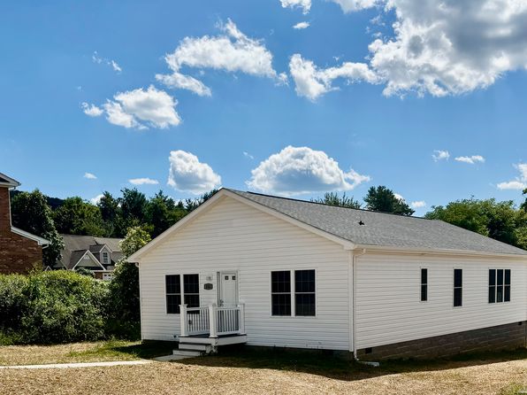 102 Duncan Ln
