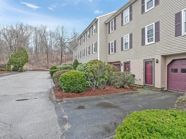 67 Providence Rd APT 1, Grafton, MA 01519