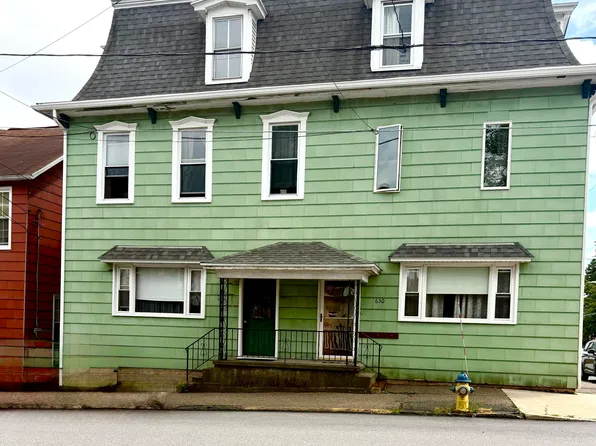 630 Front St, Freeland, PA 18224