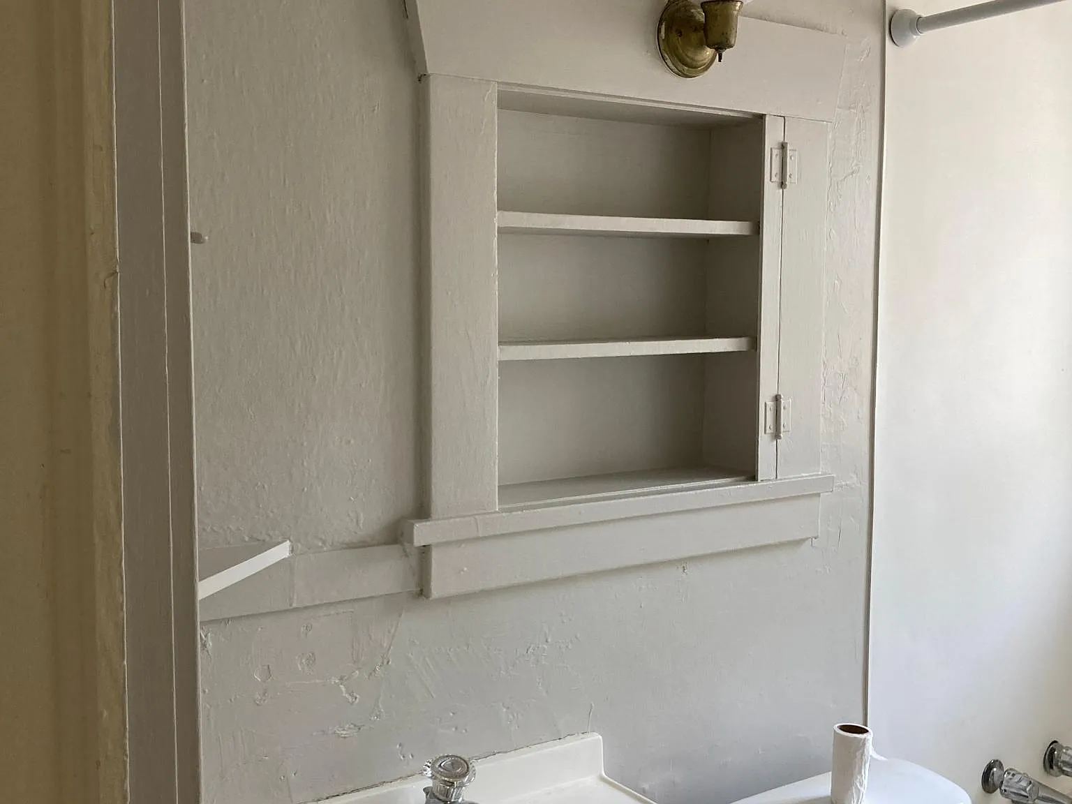 1 bed, 350 sqft, $750 — Photo 4