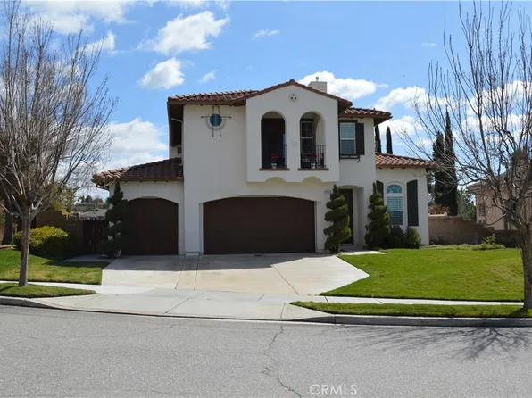 34159 Castle Pines Dr, Yucaipa, CA 92399