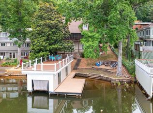 1214 E Lakeshore Dr, Landrum, SC 29356