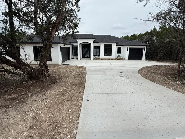 189 Mustang Lane, Spring Branch, TX 78070