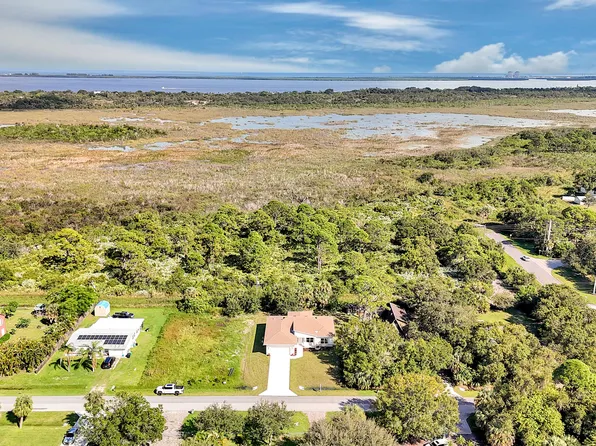5310 Sunset Boulevard, Fort Pierce, FL 34982