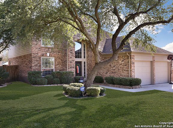 2nd image of 22131 Prospect Hl