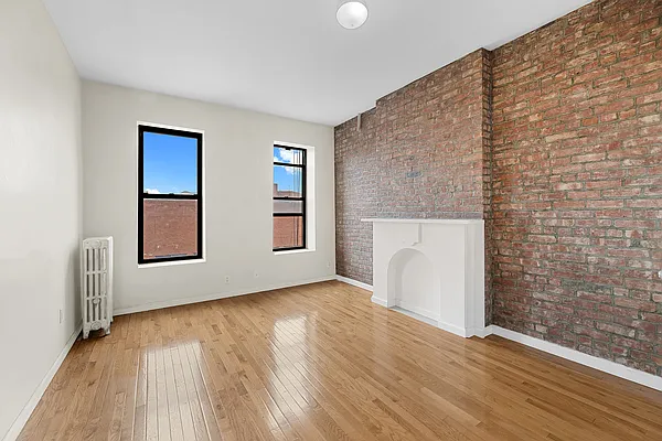 Rented by REAL New York | media 8