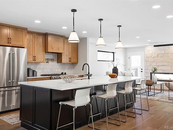 3rd image of 1757 W 36th Avenue