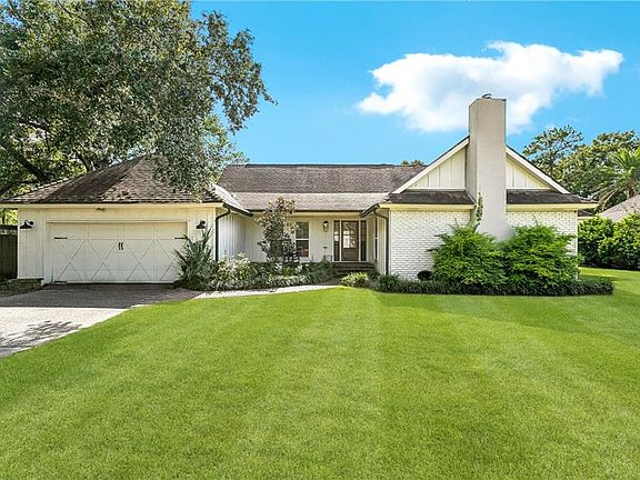 2nd image of 3582 Joyce Dr