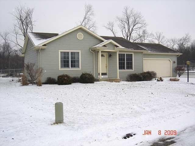 1st image of 21011 River Blvd