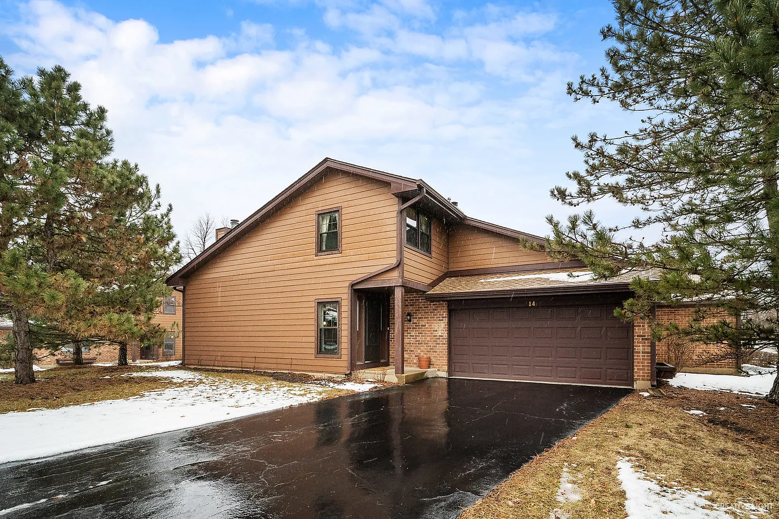 14 Indian Trail Dr photo 1