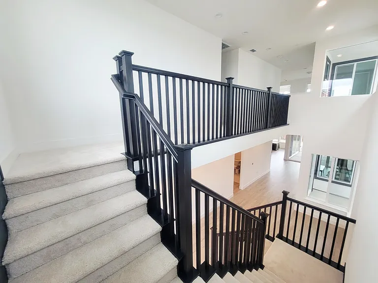 17479 Bushwick Ln — Photo 10