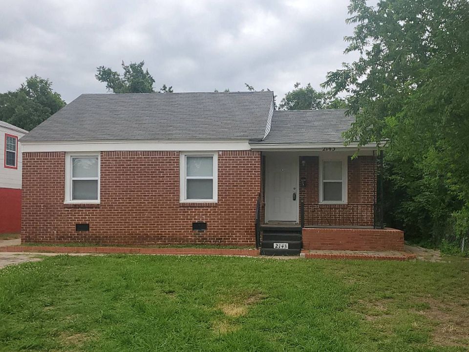 1st image of 2143 NE 19th St
