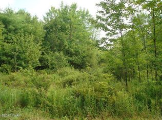 255 N Smith Rd, Waymart, PA 18472