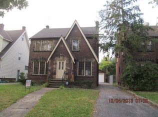 3598 Bainbridge Rd, Cleveland Heights, OH 44118