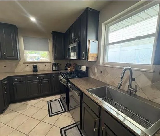 3512 Lake Villa Dr — Photo 6