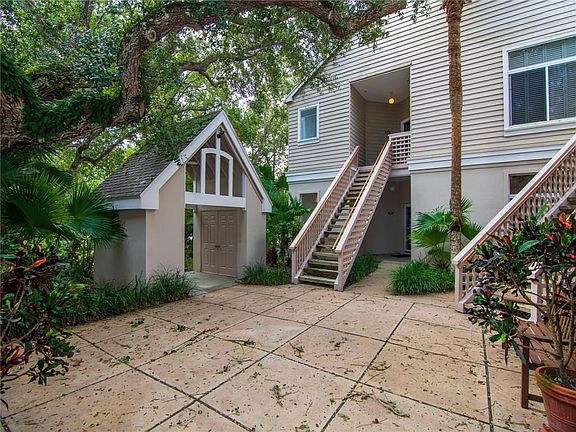 2nd image of 1255 Winding Oaks Cir E APT 601