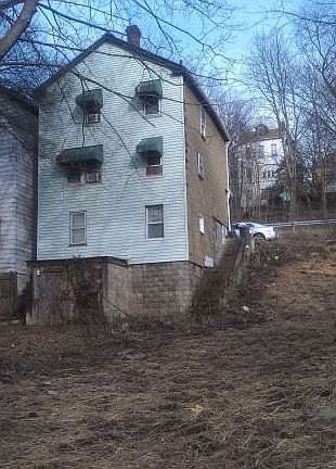 Shelton Ave - Rear
