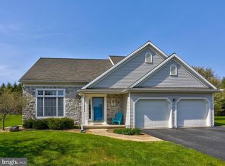359 Squire Ln, Lititz, PA 17543