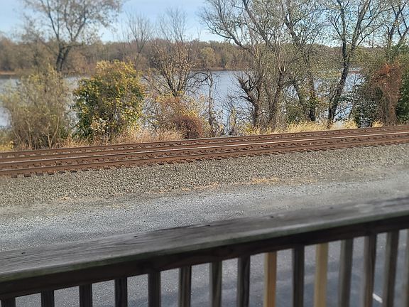 2nd image of 22 8th St #13