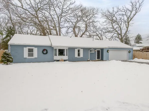 W5322 Bechaud Beach DRIVE, Fond Du Lac, WI 54935