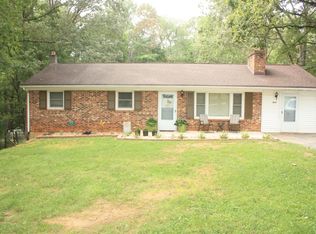 1065 Greenbriar Dr, Lynchburg, VA 24502