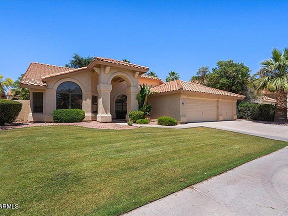 3rd image of 3350 S OLEANDER Drive