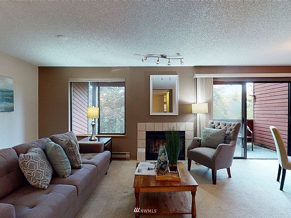 4th image of 1208 S 206th St #202-C