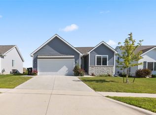 1295 Locust St, Waukee, IA 50263