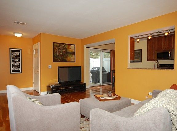 5th image of 750 Whitesail Dr #750