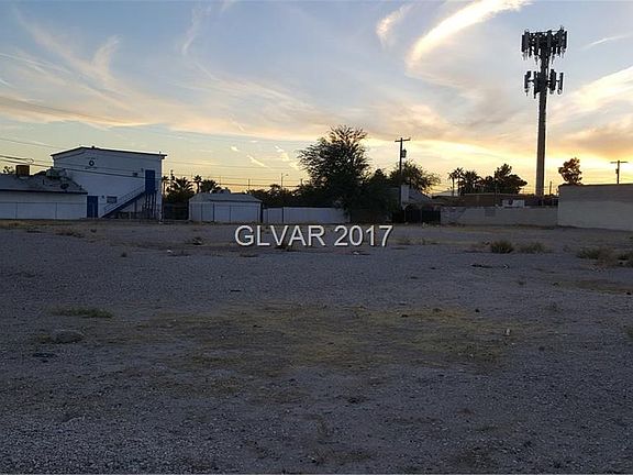 3rd image of 1309 W Owens Ave