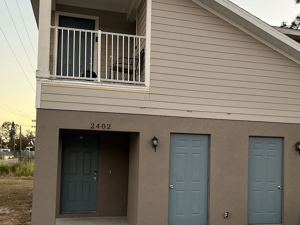1st image of 2402 Chestnut Woods Dr #1