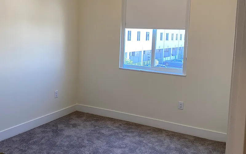 3 bed, 2.5 bath, 1458 sqft, $3,300 — Photo 2