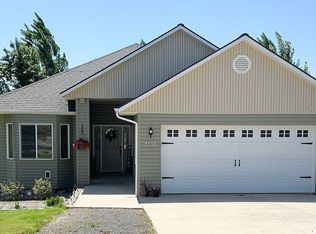 2315 Cambridge Ct, Moscow, ID 83843