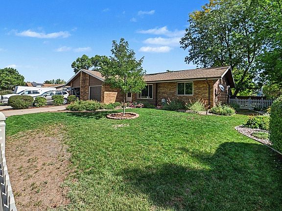 3rd image of 720 Ponderosa Dr