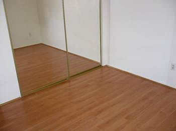 5th image of 620 N Wilcox Ave APT J
