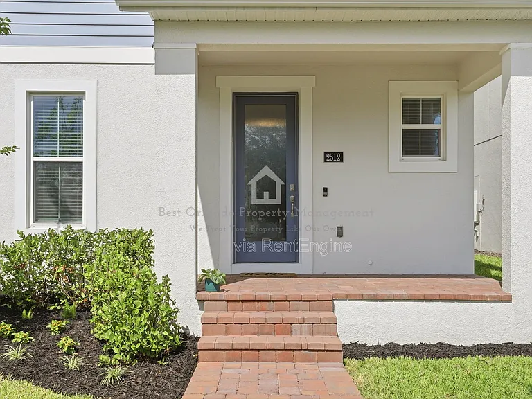 2512 Cedar Rose St — Photo 4